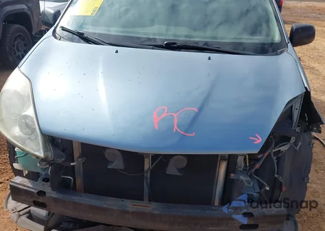 2006 Toyota Sienna Ce z USA, uszkodzony, nr VIN 5TDZA23C86S411948